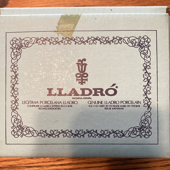 Lladro Christmas Bell with original hanging ribbon and box 1988 - Picture 9 of 11